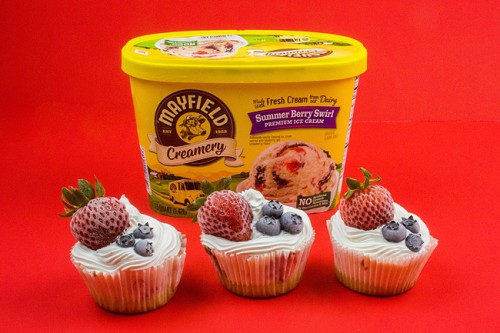 Summer Berry Ice Cream Cupcakes