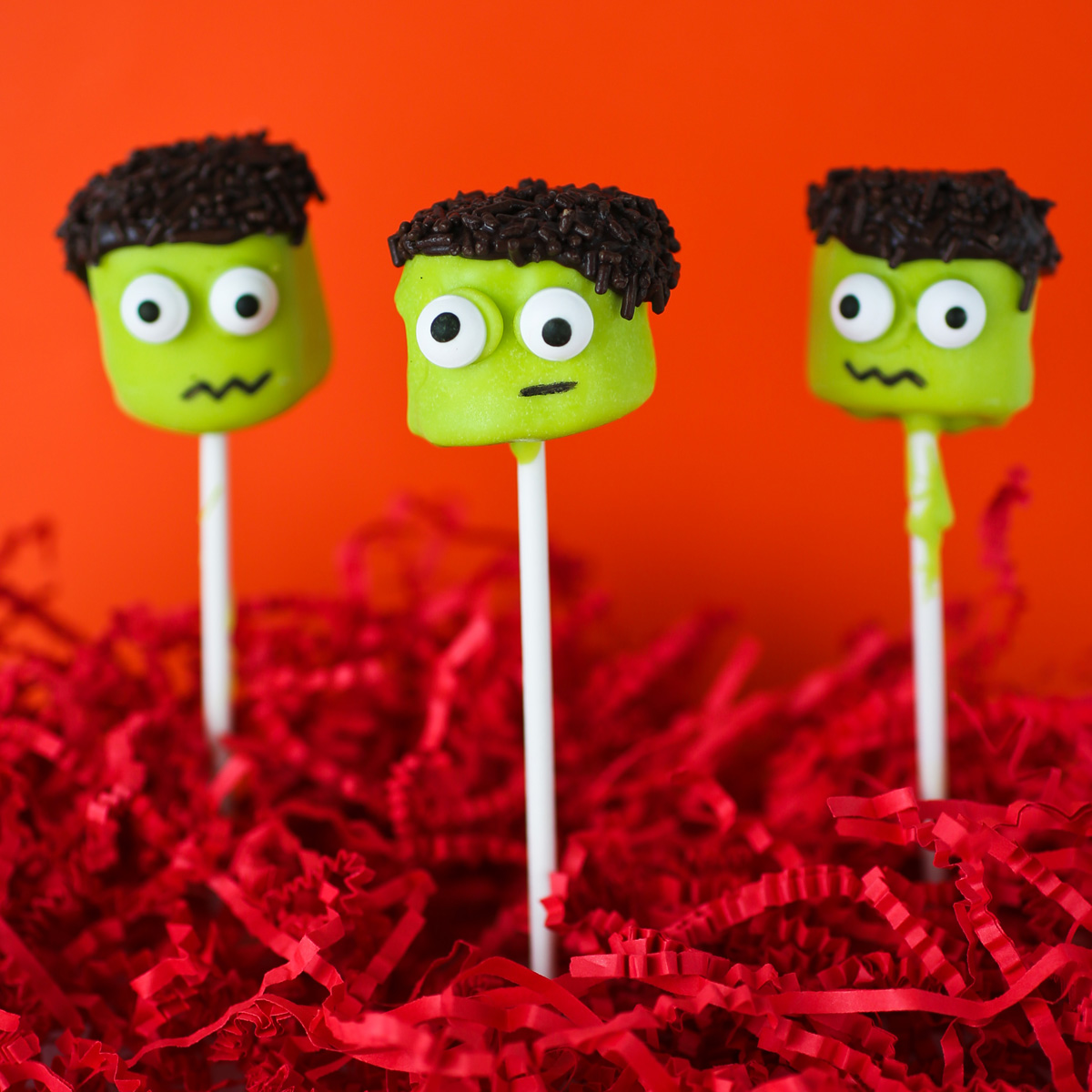 Easy Frankenstein Marshmallow Pops for Halloween 